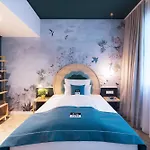호텔 - The Niu, Flower By Ihg 3*