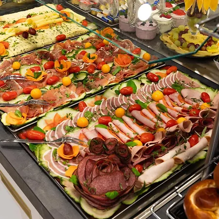 Hotel - The Niu, Flower By Ihg 3*