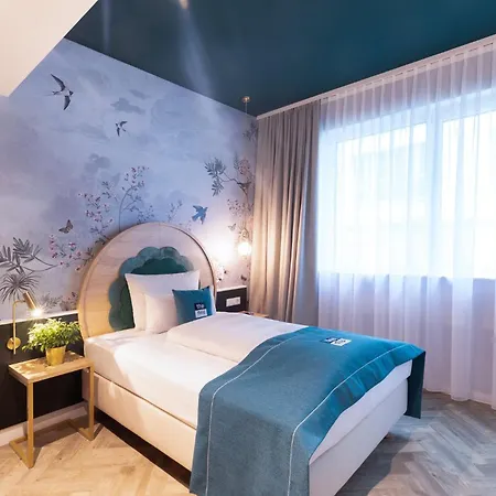 - The Niu, Flower By Ihg 3* Konstanz