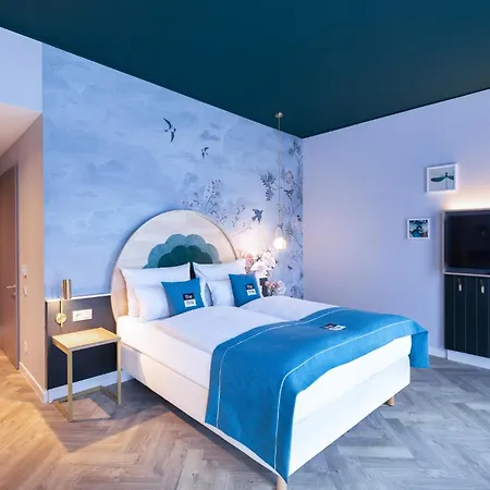 - The Niu, Flower By Ihg 3* Konstanz