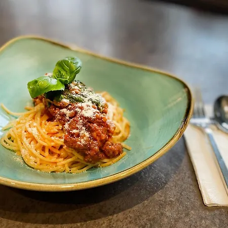 Hotel - The Niu, Flower By Ihg 3*