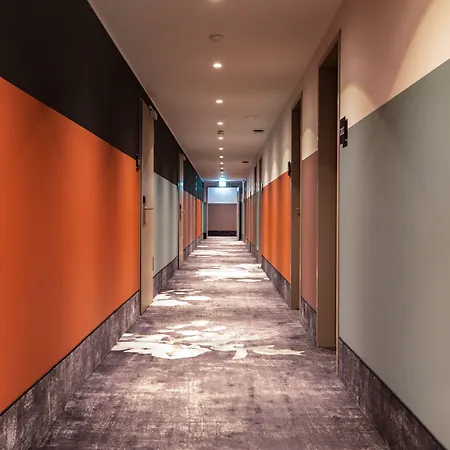 - The Niu, Flower By Ihg Szálloda 3*