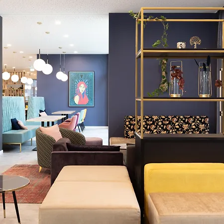 - The Niu, Flower By Ihg 3* 康斯坦茨