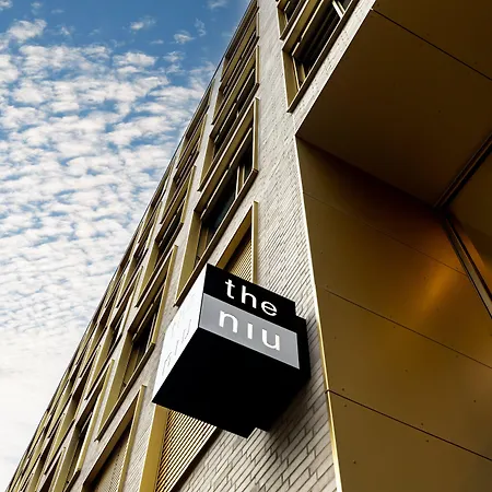 - The Niu, Flower By Ihg 3* Costanza