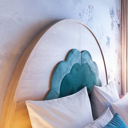 - The Niu, Flower By Ihg 酒店 3*