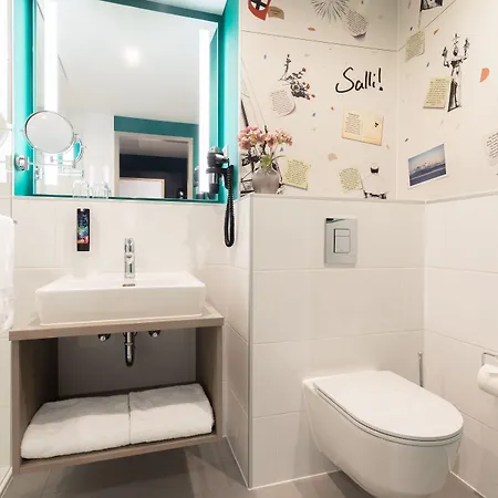 - The Niu, Flower By Ihg Hotel