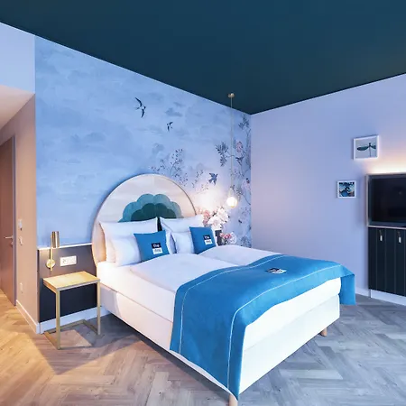 - The Niu, Flower By Ihg 3*