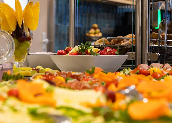 - The Niu, Flower By Ihg 3* Konstanz