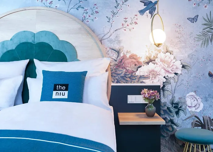 Hotel - The Niu, Flower By Ihg Kostnice