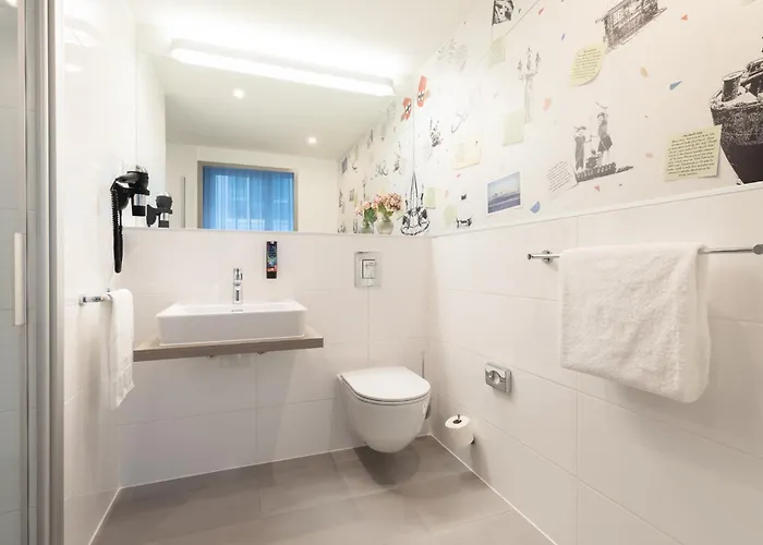 - The Niu, Flower By Ihg 3*