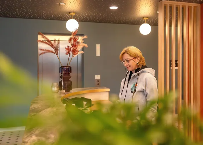 Hotel - The Niu, Flower By Ihg Kostnice