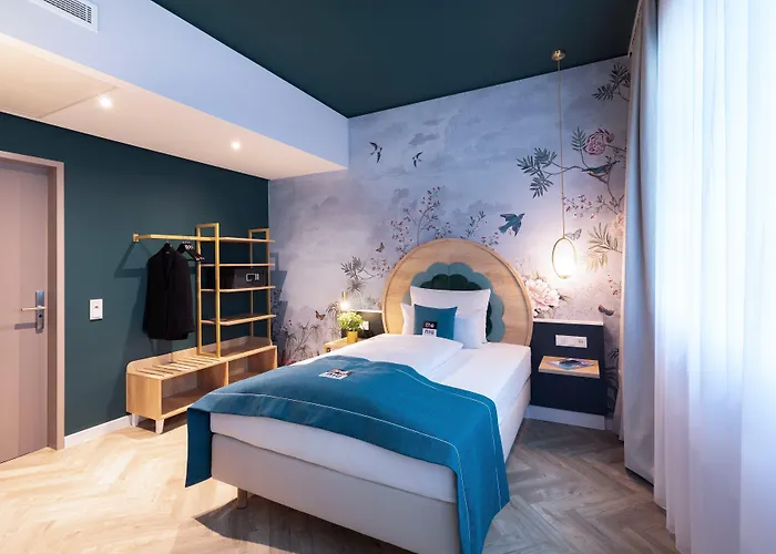 - The Niu, Flower By Ihg Kostnice