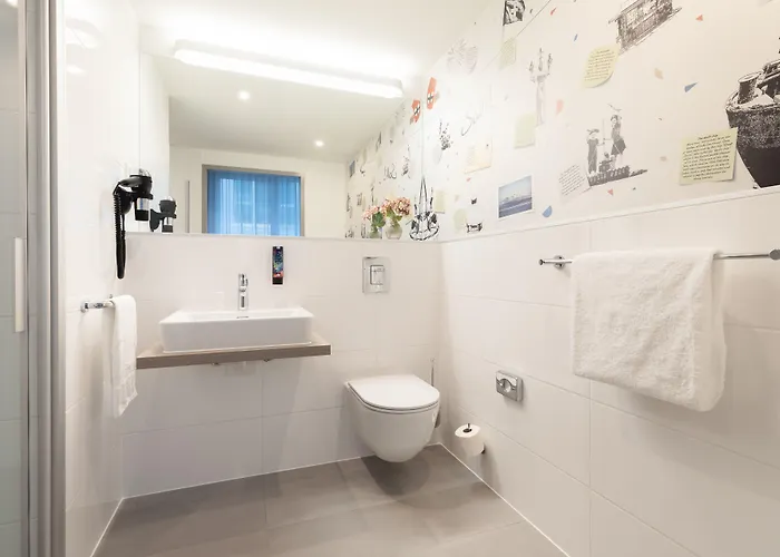 - The Niu, Flower By Ihg