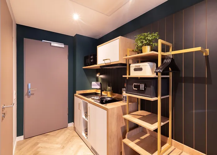 Hotel - The Niu, Flower By Ihg Kostnice