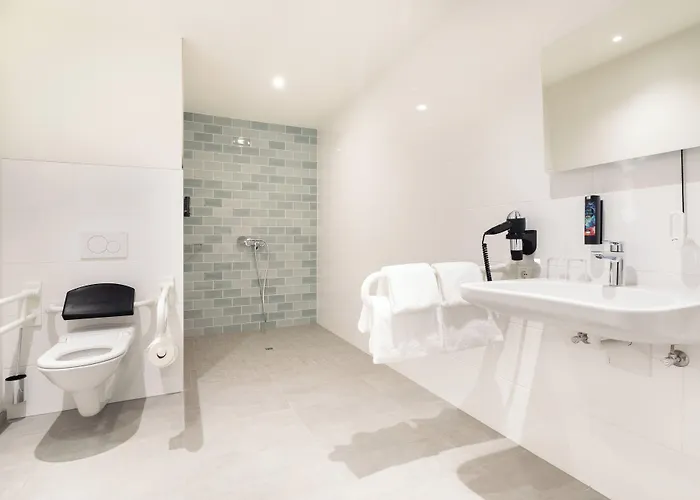 Hotel - The Niu, Flower By Ihg Kostnice